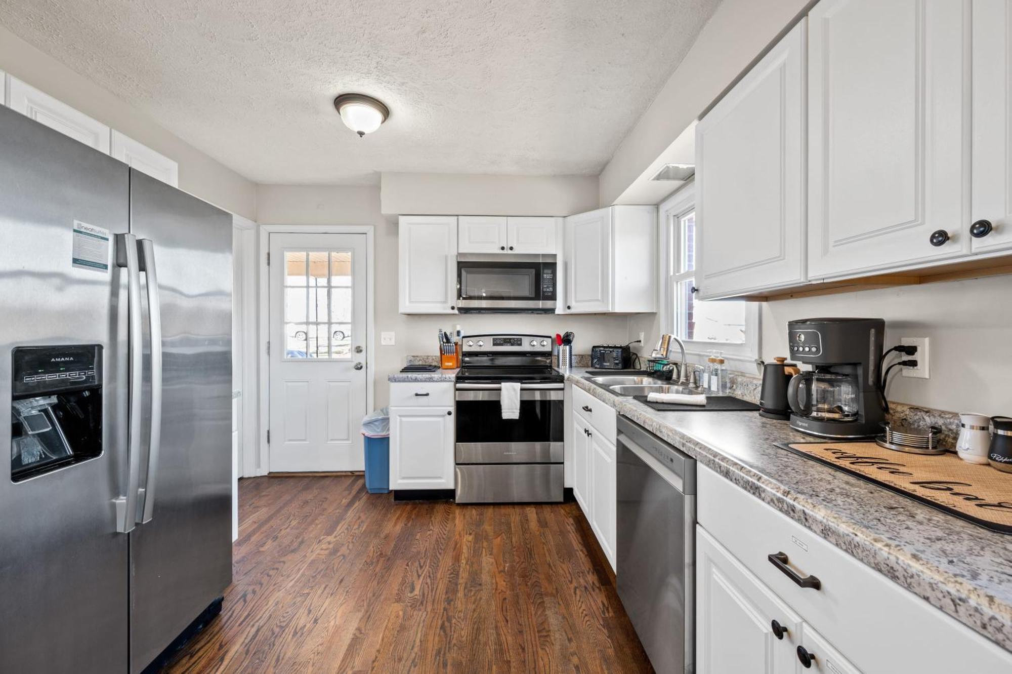 Cozy Brick Cottage Near Ark Williamstown Bagian luar foto